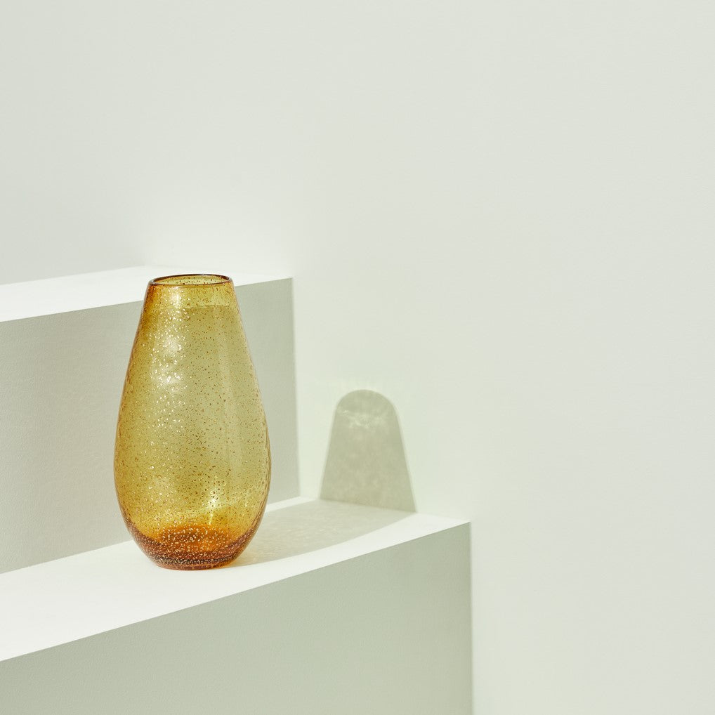 Glow Vase Amber